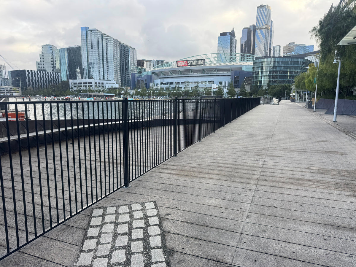 Victoria Harbour Docklands 728 Metres of Tubular Steel Fencing